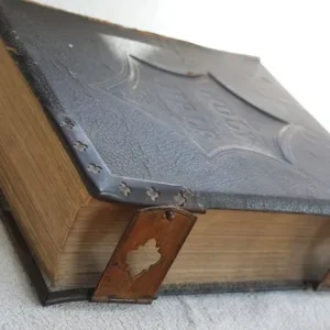 NATIONAL FAMILY BIBLE - Image 2