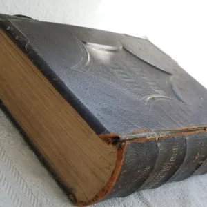 NATIONAL FAMILY BIBLE - Image 4
