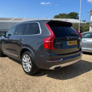2019 Volvo XC90 2.0 D5 PowerPulse Inscription Auto 4WD Euro 6 (s/s) 5dr ESTATE Diesel Automatic - Image 4