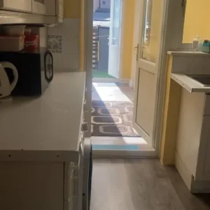 ALL BILLS INCLUDED ..NICE BIG DOUBLE Room in REDBRIDGE, IG1 3SS for £985pcm..AVAILABLE NOW! - Image 7