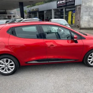 2018 Renault Clio 1.2 16V Dynamique Nav 5dr HATCHBACK Petrol Manual - Image 8