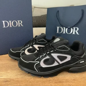 Dior b30 triple blacks