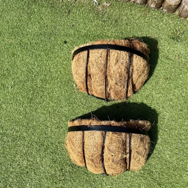 Half moon wall hanging baskets with liners