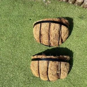 Half moon wall hanging baskets with liners