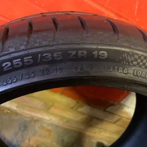 Continental tyre 255/35zr 19 contiSport contact 3 - Image 4