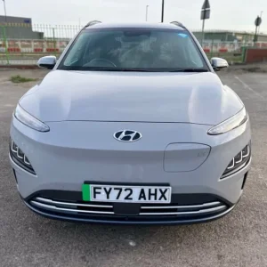 2023 Hyundai KONA Electric 5-door SUV with all the smart features - Image 3