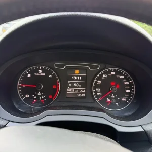 Audi, Q3, Estate, 2013, Manual, 1968 (cc), 5 doors - Image 5