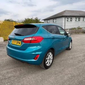 2017 Ford Fiesta 1.0T EcoBoost Zetec Euro 6 (s/s) 5dr HATCHBACK Petrol Manual - Image 5