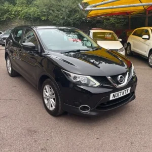 2017 Nissan Qashqai DCI ACENTA SMART VISION Hatchback Diesel Manual - Image 2