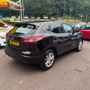 2017 Nissan Qashqai DCI ACENTA SMART VISION Hatchback Diesel Manual - Image 5