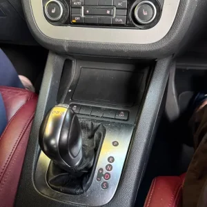 Volkswagen, EOS, Convertible, 2011, Auto, 1968 (cc), 2 doors - Image 5