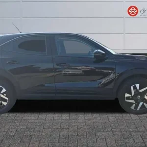 2022 Vauxhall Mokka 1.2 Turbo Elite Edition Manual SUV - Image 2