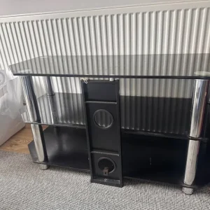 Television Table - Image 4