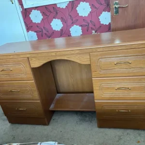 Dressing table