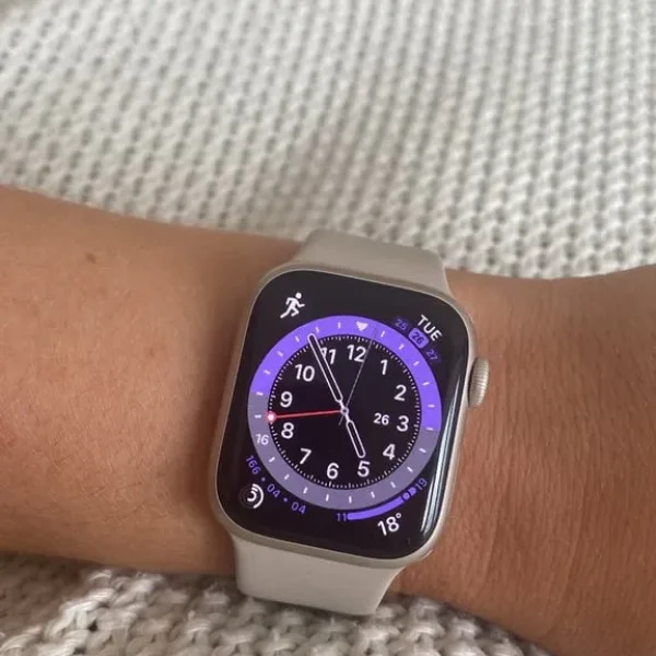 Apple Watch Series 7 41mm Starlight