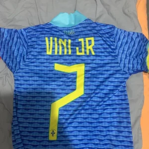Brazil Vini JR football top