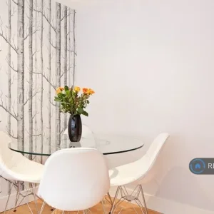 1 bedroom flat in Malmesbury, Wiltshire - Image 8