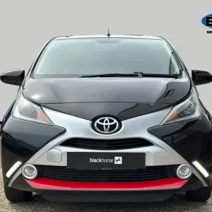 Toyota Aygo 1.0 VVT X-Press 5-door Hatchback - Image 2