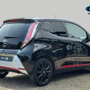 Toyota Aygo 1.0 VVT X-Press 5-door Hatchback - Image 7