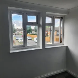 Refurbished 2-Bed Flat with New Kitchen and Bathroom - Image 6