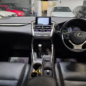 2015 Lexus NX 2.5 300h Luxury E-CVT 4WD Euro 6 (s/s) 5dr ESTATE Petrol/Electric Hybrid Automatic - Image 5