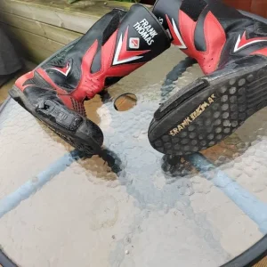 East London Motorcycle Clothing – ALL TYPES – SEE PHOTOS – EAST LONDON - 333 - Image 4