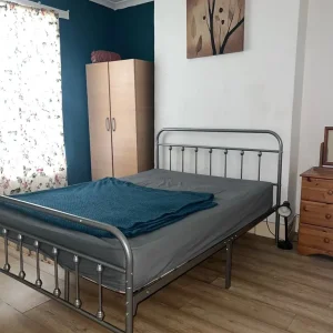 Double room for rent near Seven Kings Station - Image 5