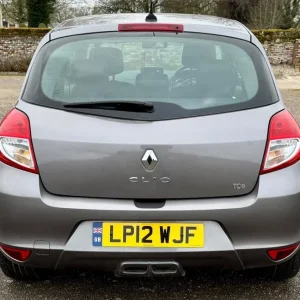 2012 Renault Clio 1.2 TCe Hatchback Manual with TomTom - Image 6