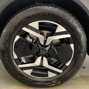 2025 Peugeot 2008 1.2 PureTech MHEV Allure SUV - Image 6