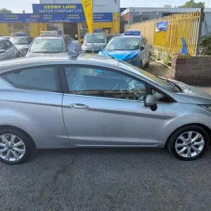 Ford Fiesta ZETEC - Image 3