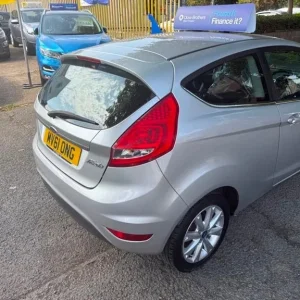 Ford Fiesta ZETEC - Image 6