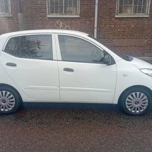 Hyundai, I10, Hatchback, 2012, Manual, 1248 (cc), 5 doors - Image 3