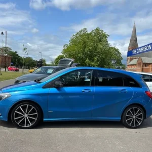 2014 Mercedes-Benz B-Class CDI BLUEEFFICIENCY SPORT MPV Diesel Manual - Image 2