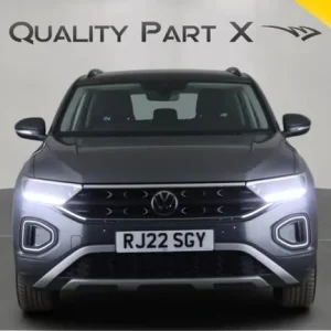 2022 Volkswagen T-Roc 1.5 TSI Life Euro 6 (s/s) 5dr HATCHBACK Petrol Manual - Image 2