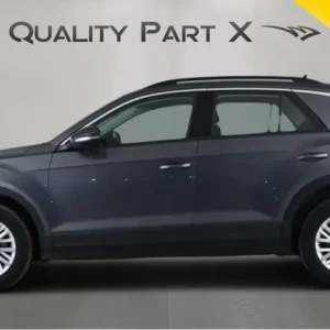 2022 Volkswagen T-Roc 1.5 TSI Life Euro 6 (s/s) 5dr HATCHBACK Petrol Manual - Image 4
