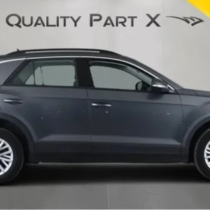 2022 Volkswagen T-Roc 1.5 TSI Life Euro 6 (s/s) 5dr HATCHBACK Petrol Manual - Image 8