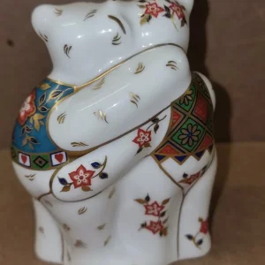 Rare Retired Royal Crown Derby Hug Bear Paperweight - Image 3