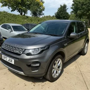 2017 Land Rover Discovery Sport 2.0 TD4 180 HSE 5dr ESTATE Diesel Manual - Image 3