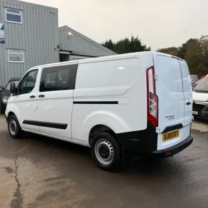 2019 Ford Transit Custom 2.0 TDCi 130ps Low Roof D/Cab Van PANEL VAN Diesel Manual - Image 5
