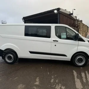 2019 Ford Transit Custom 2.0 TDCi 130ps Low Roof D/Cab Van PANEL VAN Diesel Manual - Image 8