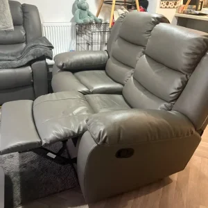 3 seater and 2 seater recliner leather sofa - Image 5