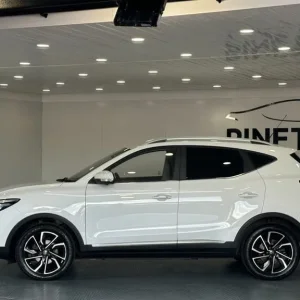 2022 MG MG ZS 1.0 T-GDI Exclusive SUV 5dr Petrol Auto Euro 6 (111 ps) HATCHBACK Petrol Automatic - Image 5