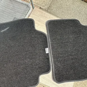BMW car mats - Image 2