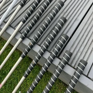 Golf clubs and carry bag 4-S/W plus 5Wood and 22deg highbrid - Image 2