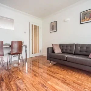 Wow! Spacious Luminous Fitzrovia 3-bed 2-bath near Oxford Street, W1. King bed - Image 7