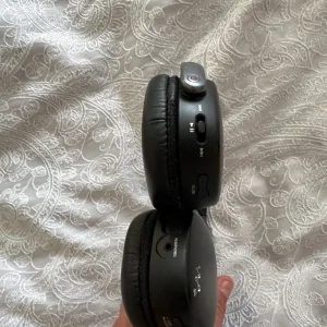 Sony Walkman headphones - Image 4