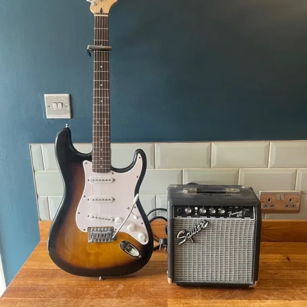 Fender Stratocaster with amp