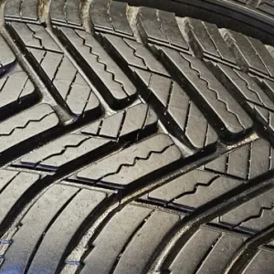 185/65R15 Hankook Kinergy 452 4 Seasons tyres - Image 3