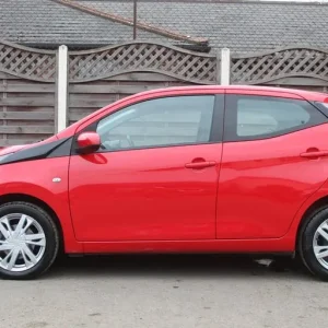 2015 Toyota AYGO 1.0 VVT-i x-pression x-wave Euro 5 5dr Euro 5 HATCHBACK Petrol Manual - Image 6