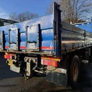 2011 IVECO EUROCARGO 180E25 4X2 TIPPER - Image 4